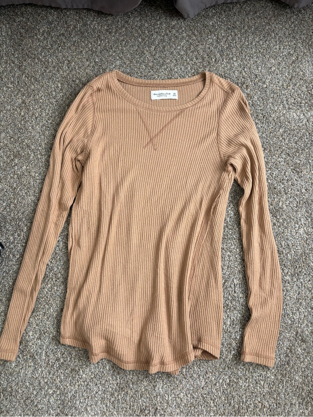 Abercrombie Women’s Ribbed Long-Sleeve Top - Tan